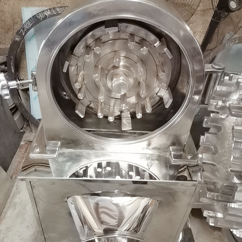 萬(wàn)能粉碎機(jī)